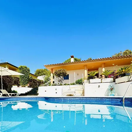 Villa Aitana Costabravasi *